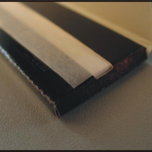 King size Slim rolling paper in custom branded packaging (107 x 44 mm) Rolling paper King size Slim in custom branded packaging (107 x 44 mm) image